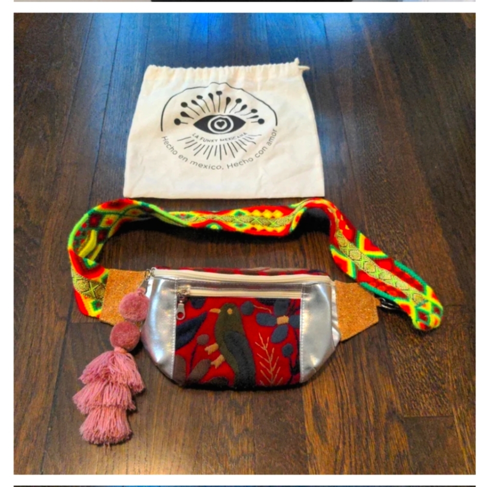 LA FUNKY MEXICANA Crossbody Bag. * Unique and Beautifully Crafted